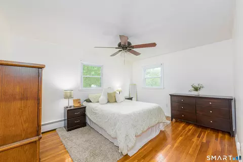 Bedroom - 96 Lent Rd, Hamden, CT 06517 photo 1 of 4