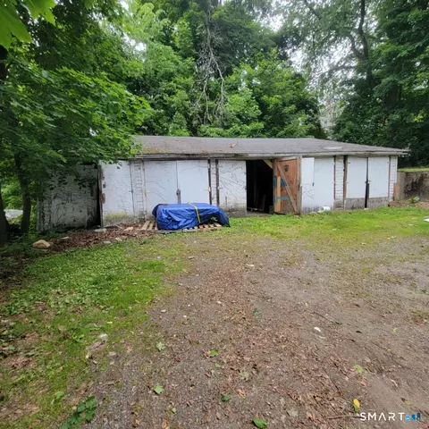 Exterior - 120 North St, Willimantic, CT 06226 photo 3 of 5