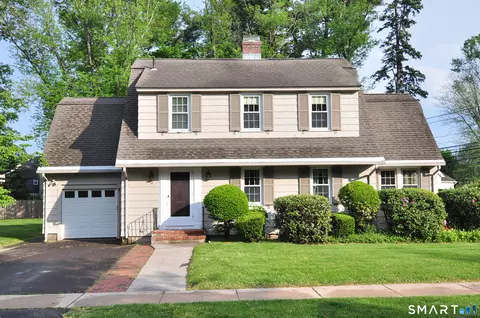 10 Harvey Rd, Windsor, CT 06095