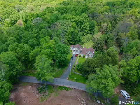 2501 Old Hebron Rd, Glastonbury, CT 06033