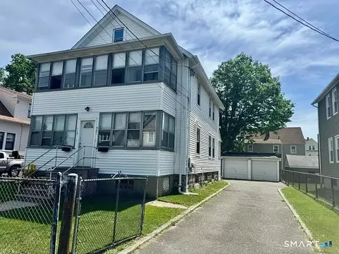 119 Chelsea St, Stratford, CT 06615