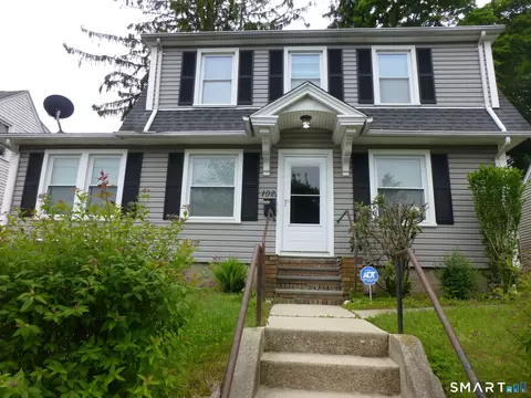 102 Norwood Ave, New London, CT 06320