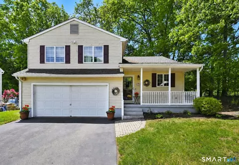 40 Kathleen Way, Manchester, CT 06042