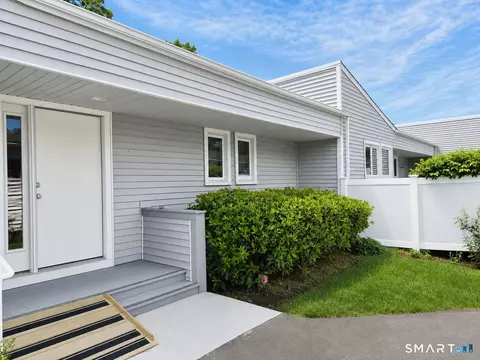 2 Stratton Way #2, Branford, CT 06405