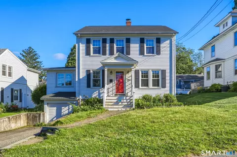 29 Wayland Ave, Waterbury, CT 06708