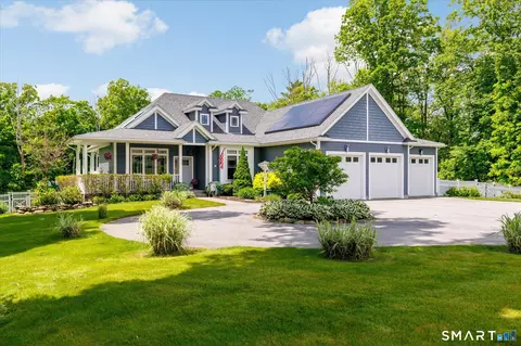 28 Paula Rd, Putnam, CT 06260