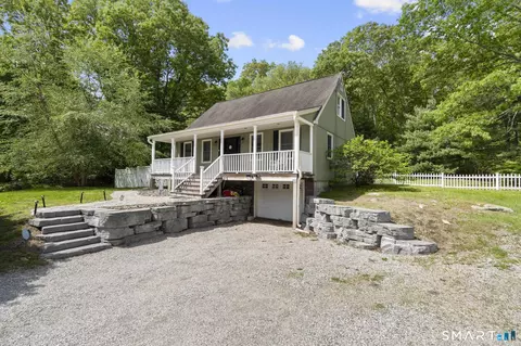 13 Christy Hill Rd, Gales Ferry, CT 06335