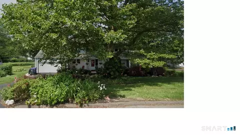 138 Cherry Hill Rd, Branford, CT 06405