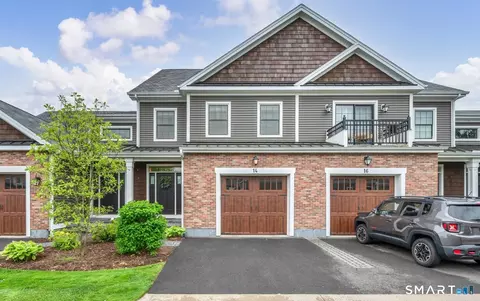14 Yorkshire Ct #14, Farmington, CT 06032