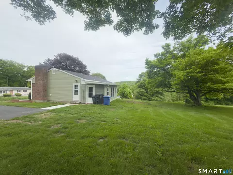 Exterior - 44 Polly Ave, Killingly, CT 06239 photo 3 of 3