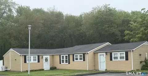 146 Ring Dr #146, Groton, CT 06340