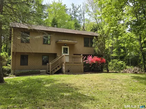 142 Cedar Ln, Torrington, CT 06790