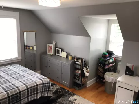 Bedroom - 28 Thayer Rd, Hamden, CT 06514 photo 2 of 2