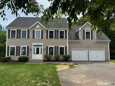 30 Castlewood Dr #30, Monroe, CT 06468