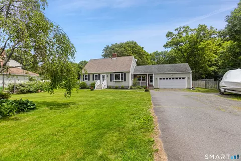 1515 Mount Vernon Rd, Southington, CT 06489