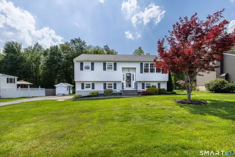 14 Hotchkiss Dr, Bristol, CT 06010