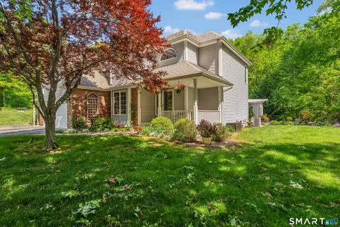 21 Stonewall Rd, Salem, CT 06420