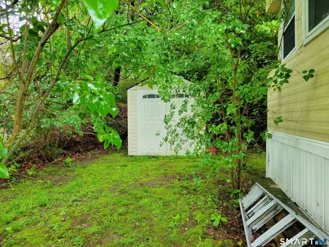 79 A St, Groton, CT 06340 photo 9
