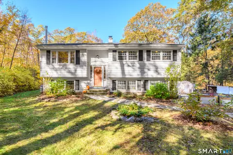 16 Marion Rd, Bethany, CT 06524