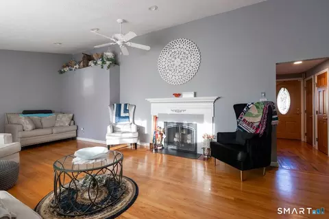 Living - 763 North St, Suffield, CT 06078 photo 1 of 1
