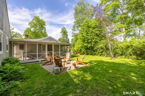 Exterior - 18 Willow Ln, Morris, CT 06763 photo 5 of 8