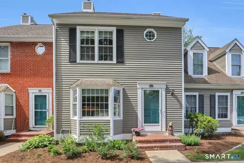 213 Georgetown Dr #213, Glastonbury, CT 06033