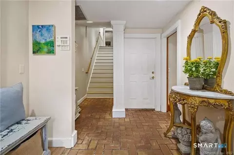 Entry Way - 4 Long Ridge Rd, Redding, CT 06896 photo 5 of 5
