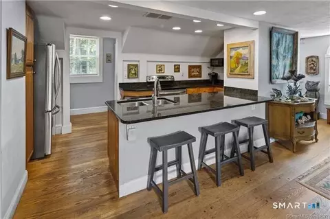 Kitchen - 4 Long Ridge Rd, Redding, CT 06896 photo 1 of 2