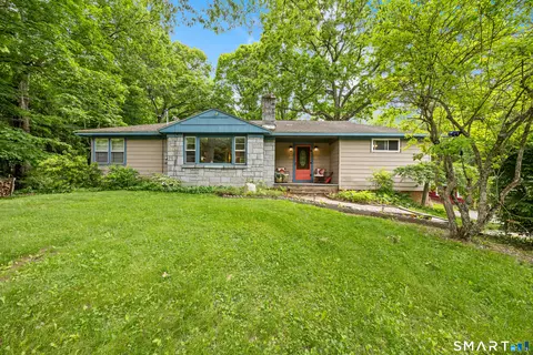 1067 Litchfield Tpke, New Hartford, CT 06057
