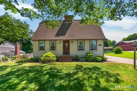 57 Maplewood Ave, Wallingford, CT 06492