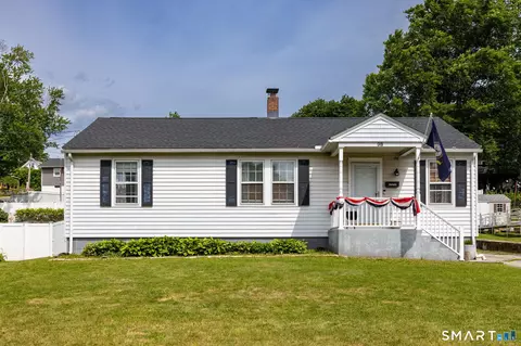 98 Washington Ave, Seymour, CT 06483