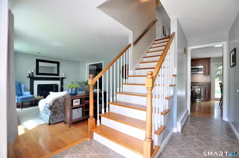 Entry Way - 22 Pebblebrook, Windsor, CT 06095 photo 9 of 9