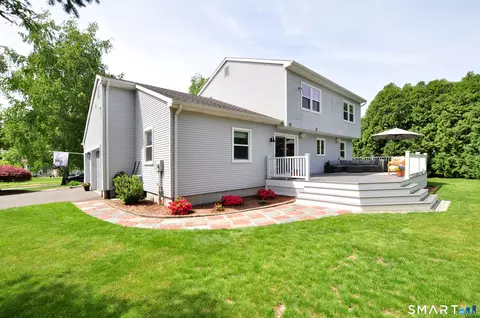 Exterior - 22 Pebblebrook, Windsor, CT 06095 photo 3 of 6