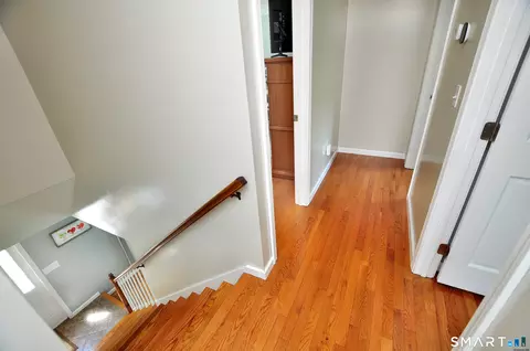 Entry Way - 22 Pebblebrook, Windsor, CT 06095 photo 5 of 9