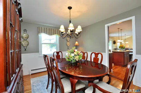 Dining - 22 Pebblebrook, Windsor, CT 06095 photo 2 of 2