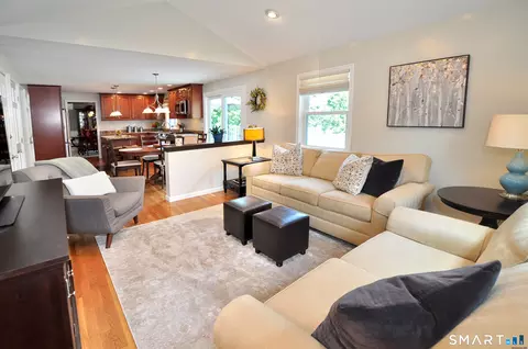 Living - 22 Pebblebrook, Windsor, CT 06095 photo 2 of 4