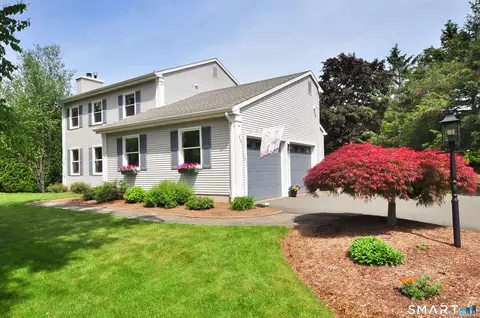 Exterior - 22 Pebblebrook, Windsor, CT 06095 photo 6 of 6