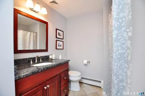 Bath - 22 Pebblebrook, Windsor, CT 06095 photo 2 of 2