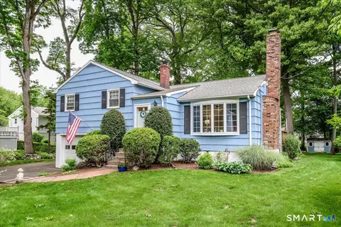 75 Centerbrook Rd, Fairfield, CT 06824
