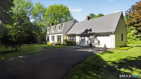 5 Shingle Mill Dr, Canton, CT 06019