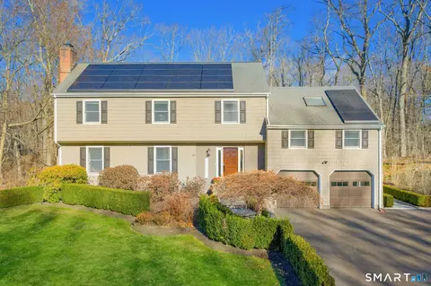 39 Tannery Ln S, Weston, CT 06883