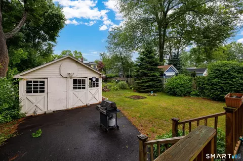 Exterior - 47 Harmon St, Hamden, CT 06517 photo 5 of 6