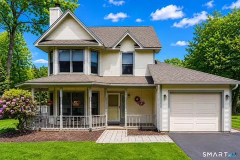 22 Arrowwood Cir #22, South Windsor, CT 06074