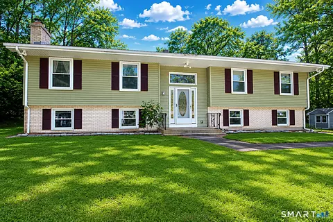 49 Preston Dr, Meriden, CT 06450