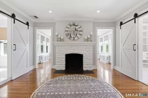 Entry Way - 207 Redding Rd, Redding, CT 06896 photo 4 of 5