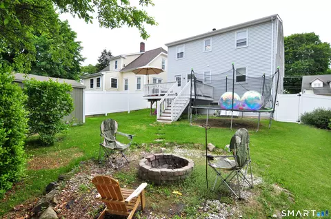 33 Allen St, Bristol, CT 06010