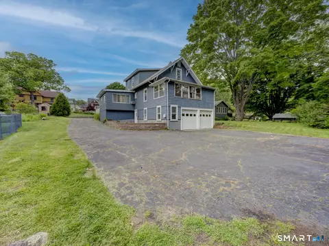 Exterior - 99 Bellevue St, Willimantic, CT 06226 photo 6 of 9