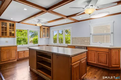 Kitchen - 48 Prospect Ave, Niantic, CT 06357 photo 2 of 3