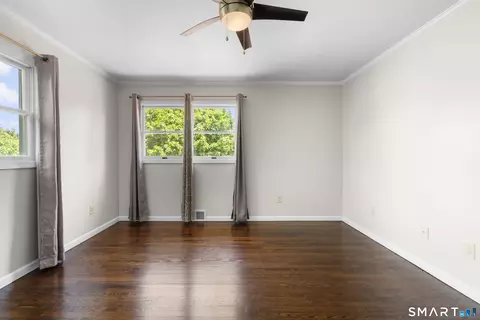 Bedroom - 48 Prospect Ave, Niantic, CT 06357 photo 5 of 7