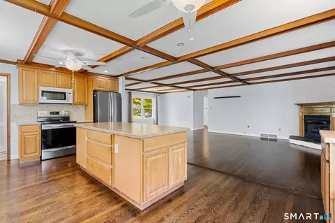 Kitchen - 48 Prospect Ave, Niantic, CT 06357 photo 1 of 3